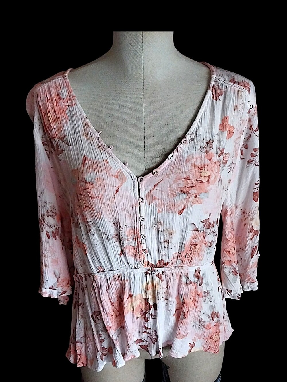 Floral Pleated Button-Front Peplum Blouse -